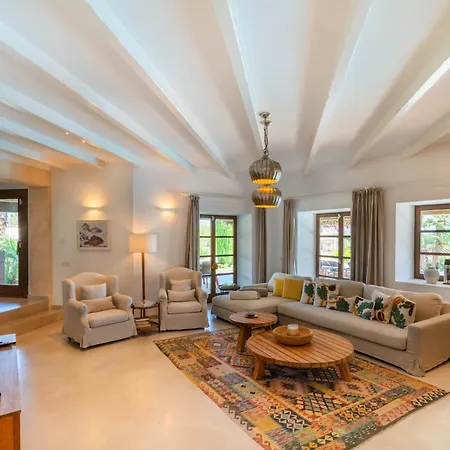 Peroia By Bebreeze Villa *