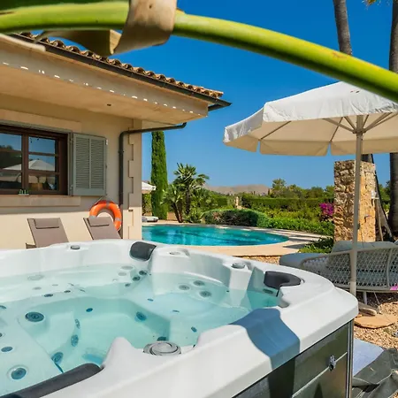 Villa Peroia By Bebreeze